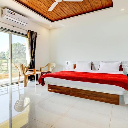 Aditya Hill View Inn Mahabaleshwar Bagian luar foto