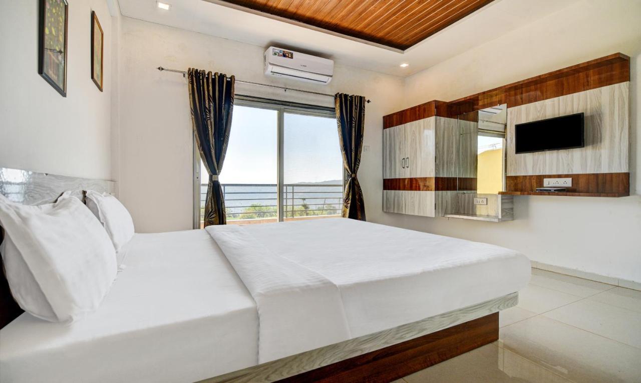 Aditya Hill View Inn Mahabaleshwar Bagian luar foto